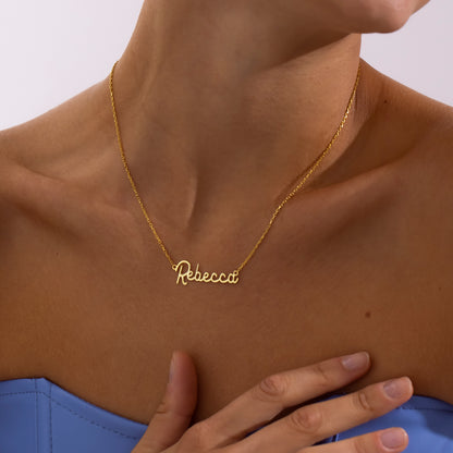 Delicate name necklace in 14K gold, personalized pendant